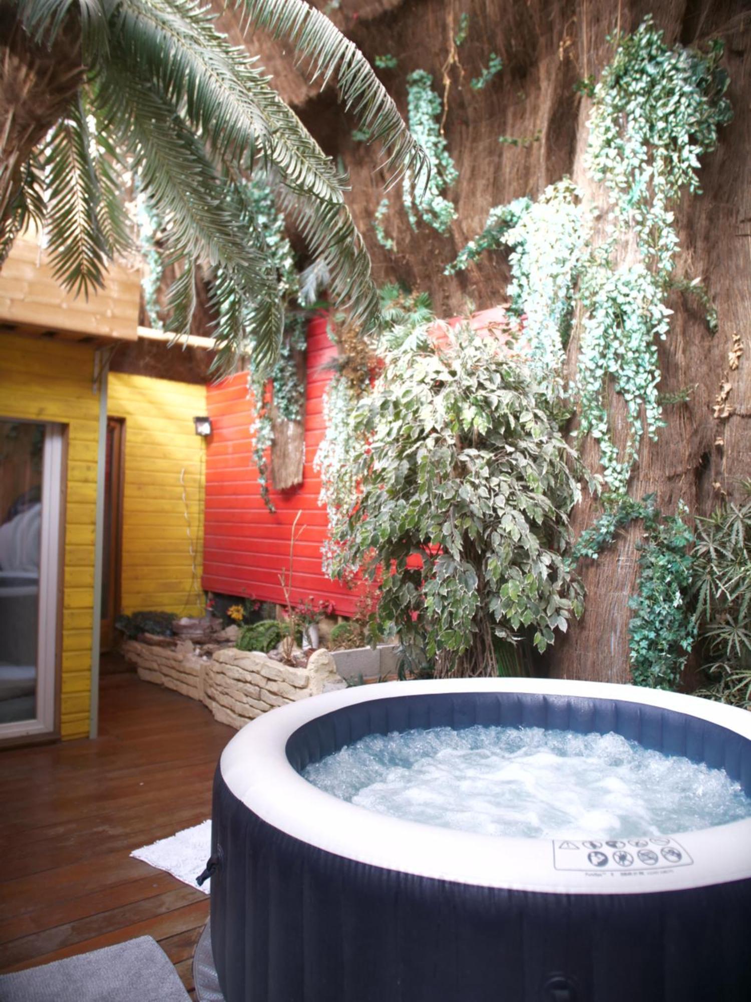 Maison De Village, Jacuzzi, Salle Cinema Valencin Luaran gambar