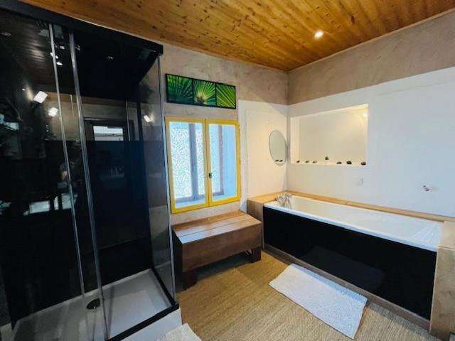 Maison De Village, Jacuzzi, Salle Cinema Valencin Luaran gambar