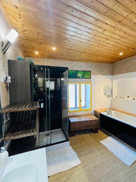 Maison De Village, Jacuzzi, Salle Cinema Valencin Luaran gambar